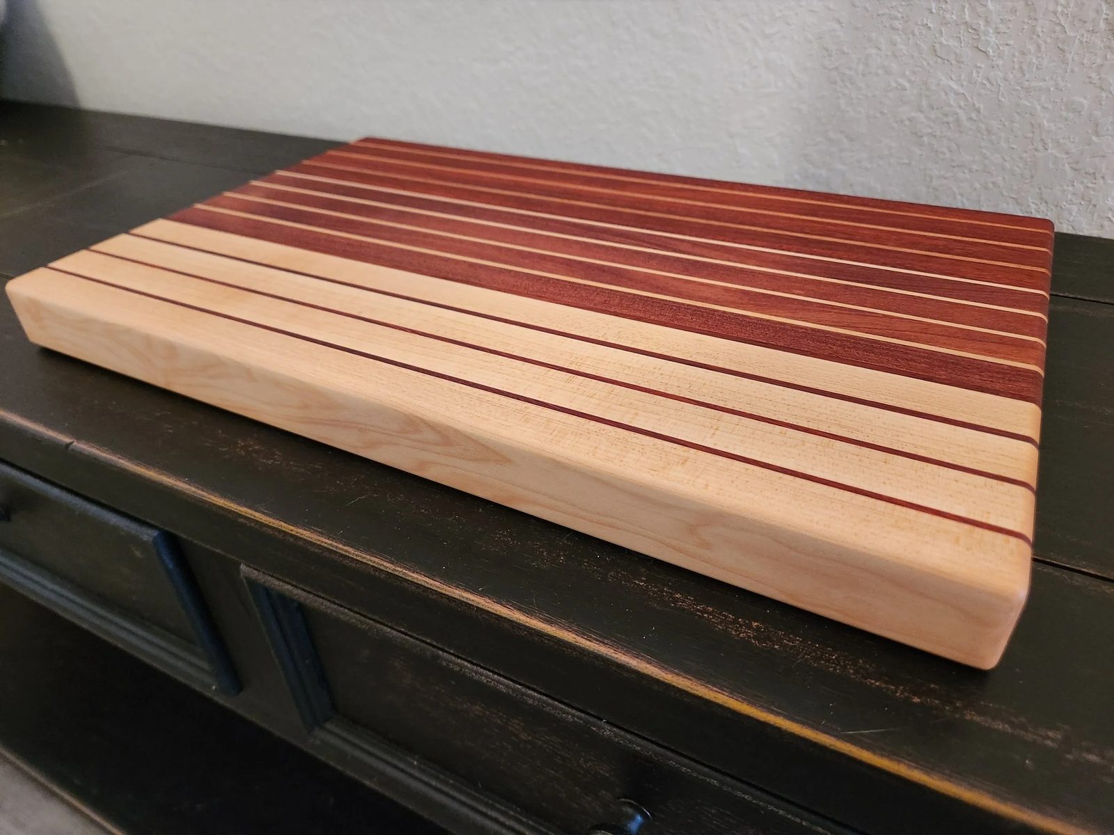 Cutting Board: The Tina